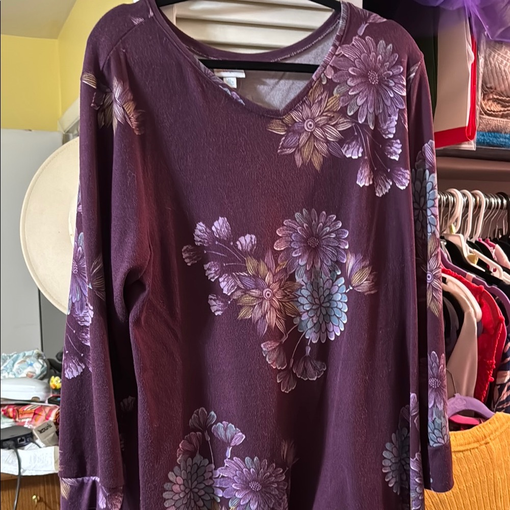 LuLaRoe Purple V-Neck Relaxed Blouse Sweater
